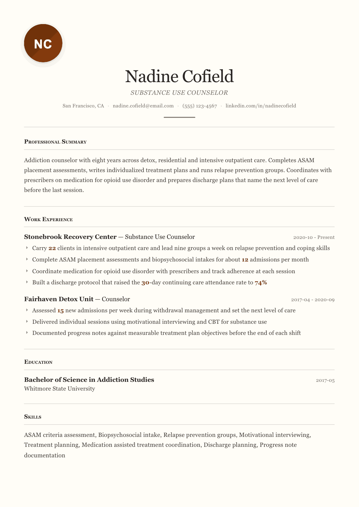 Addiction Counselor resume example, Paris template