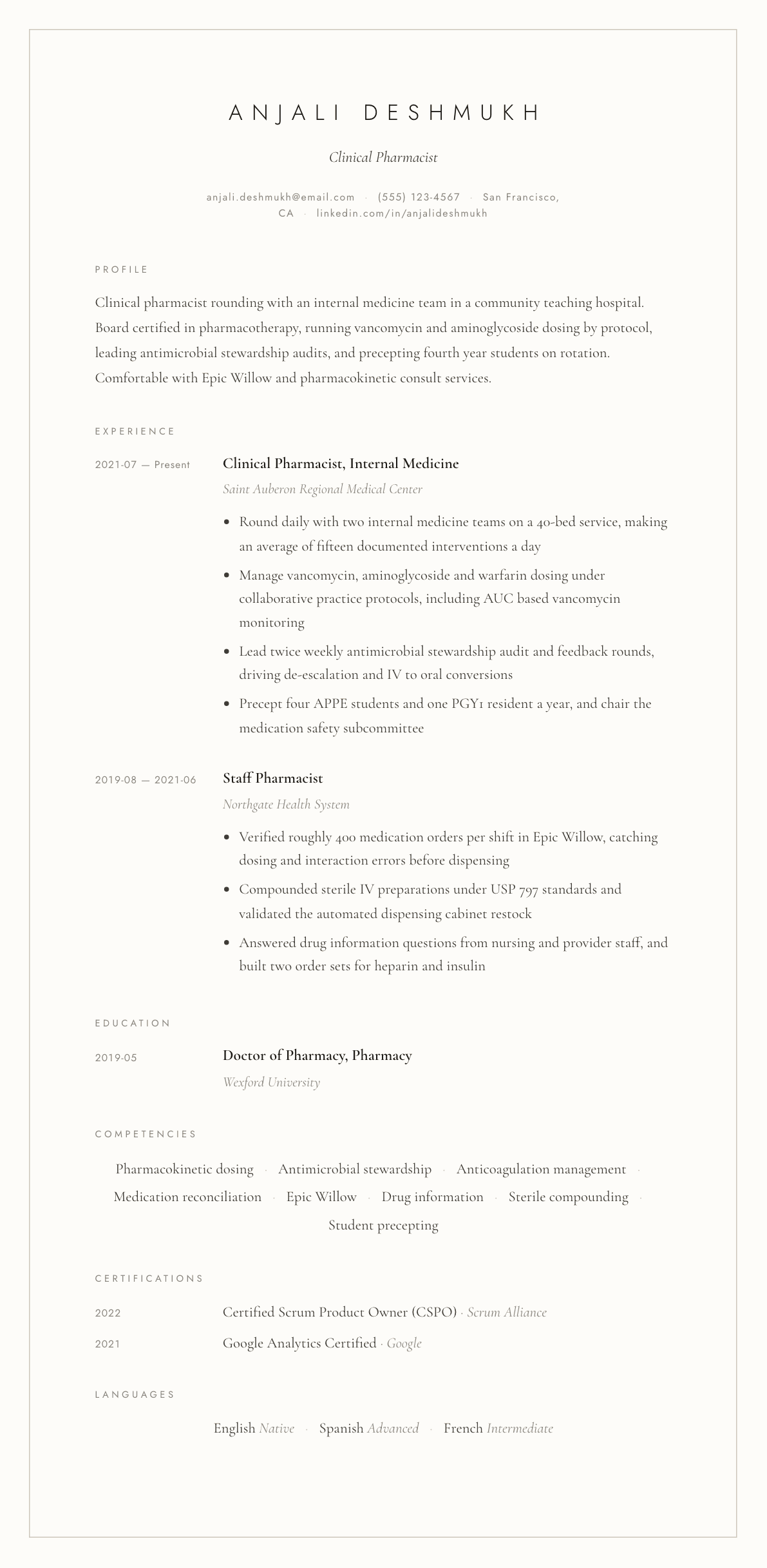 Clinical Pharmacist resume example, Vellum template