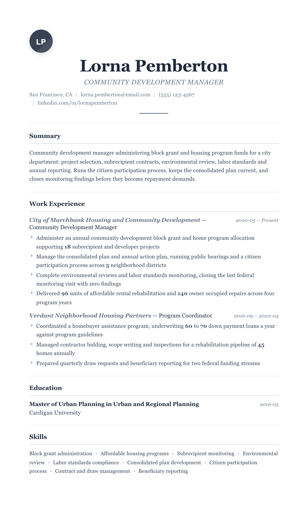 Community Development Manager resume example, Classic template
