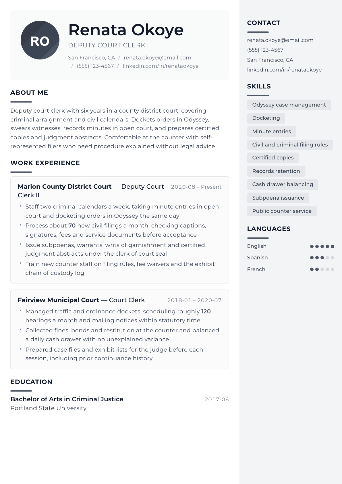 Court Clerk resume example, Metropolitan template
