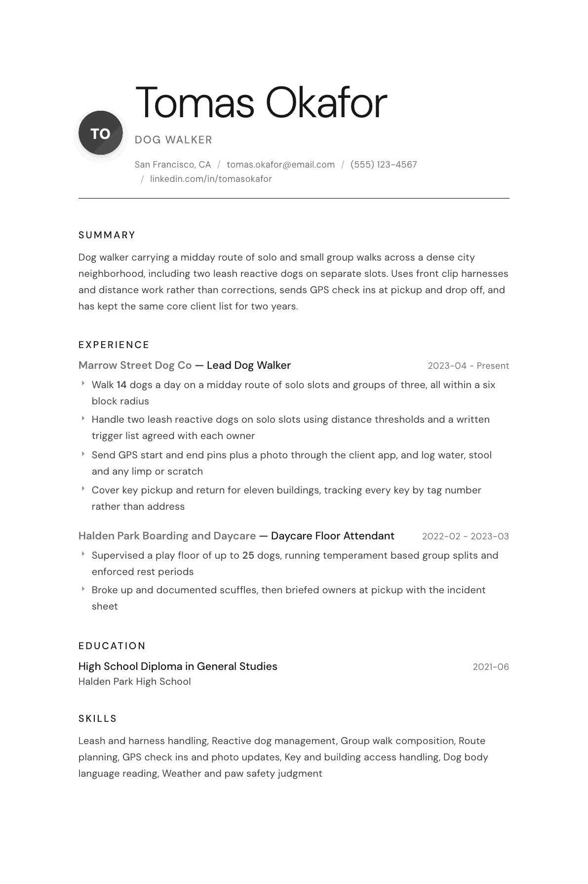 Dog Walker resume example, Whisper template