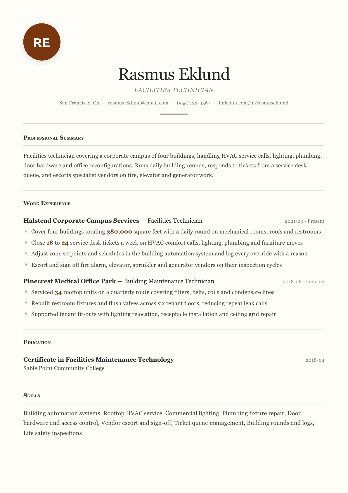 Facilities Technician resume example, Paris template