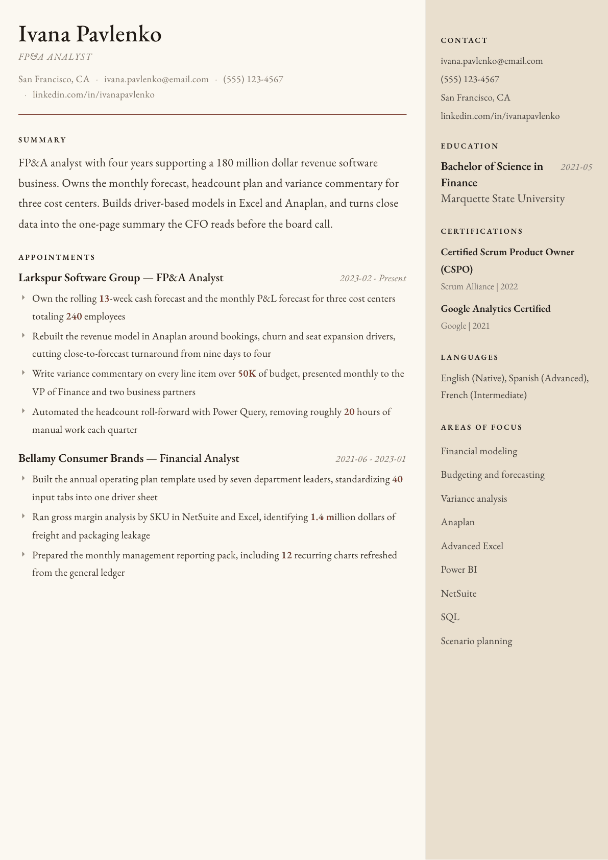 FP&A Analyst resume example, Manuscript template