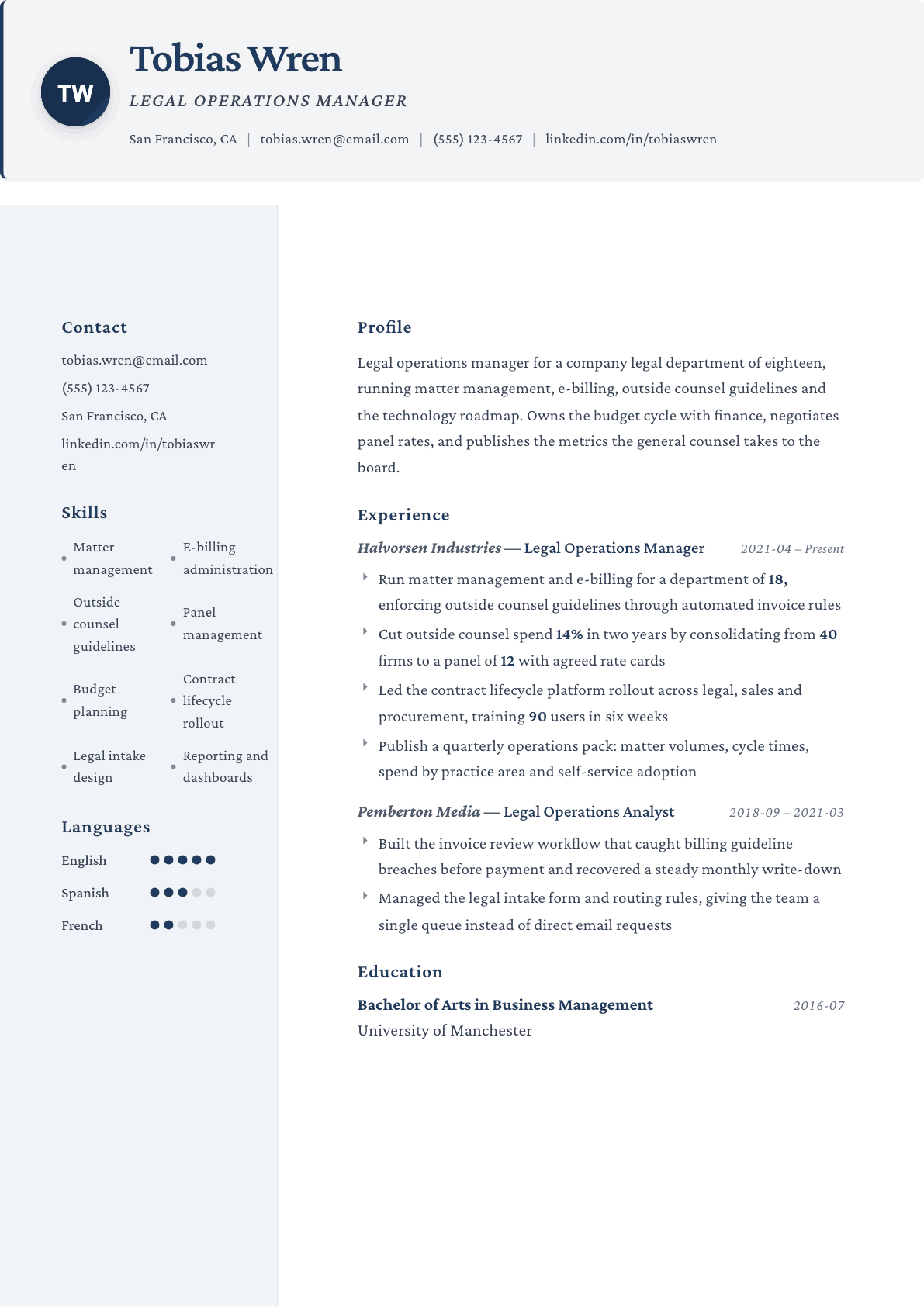 Legal Operations Manager resume example, Formal template