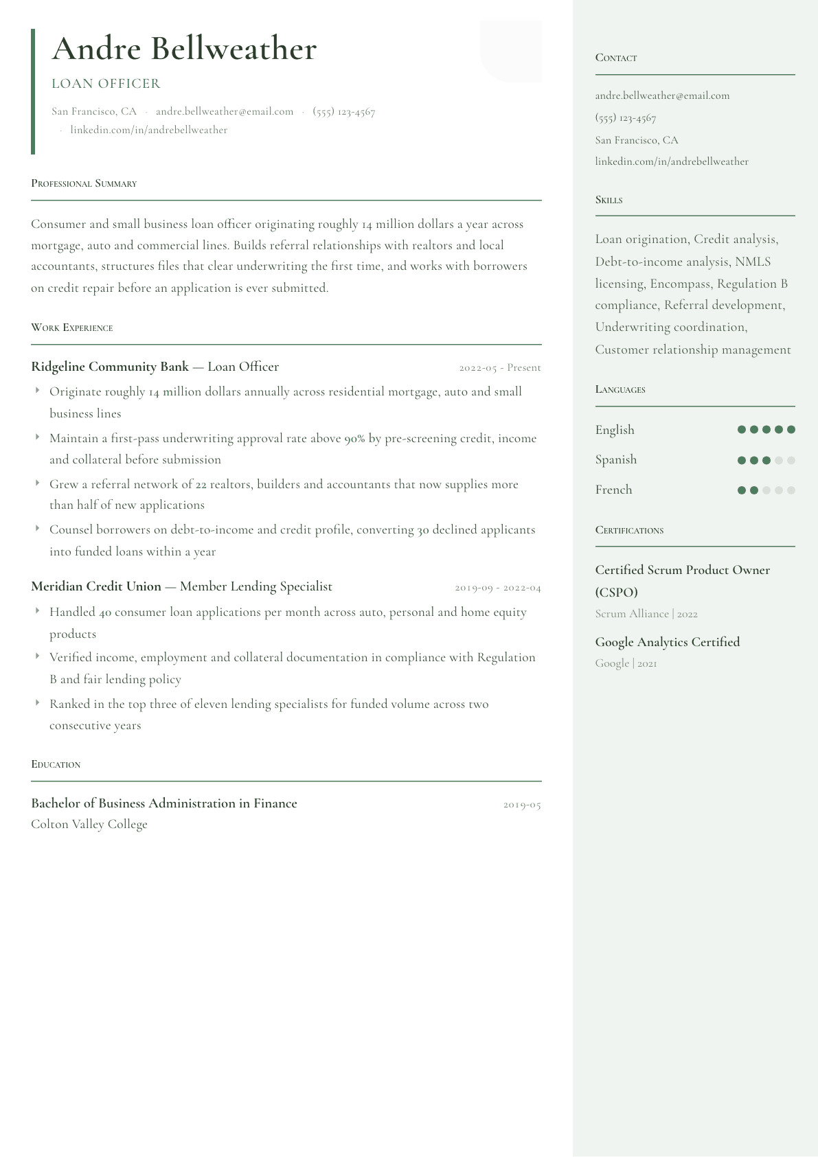 Loan Officer resume example, Copenhagen template