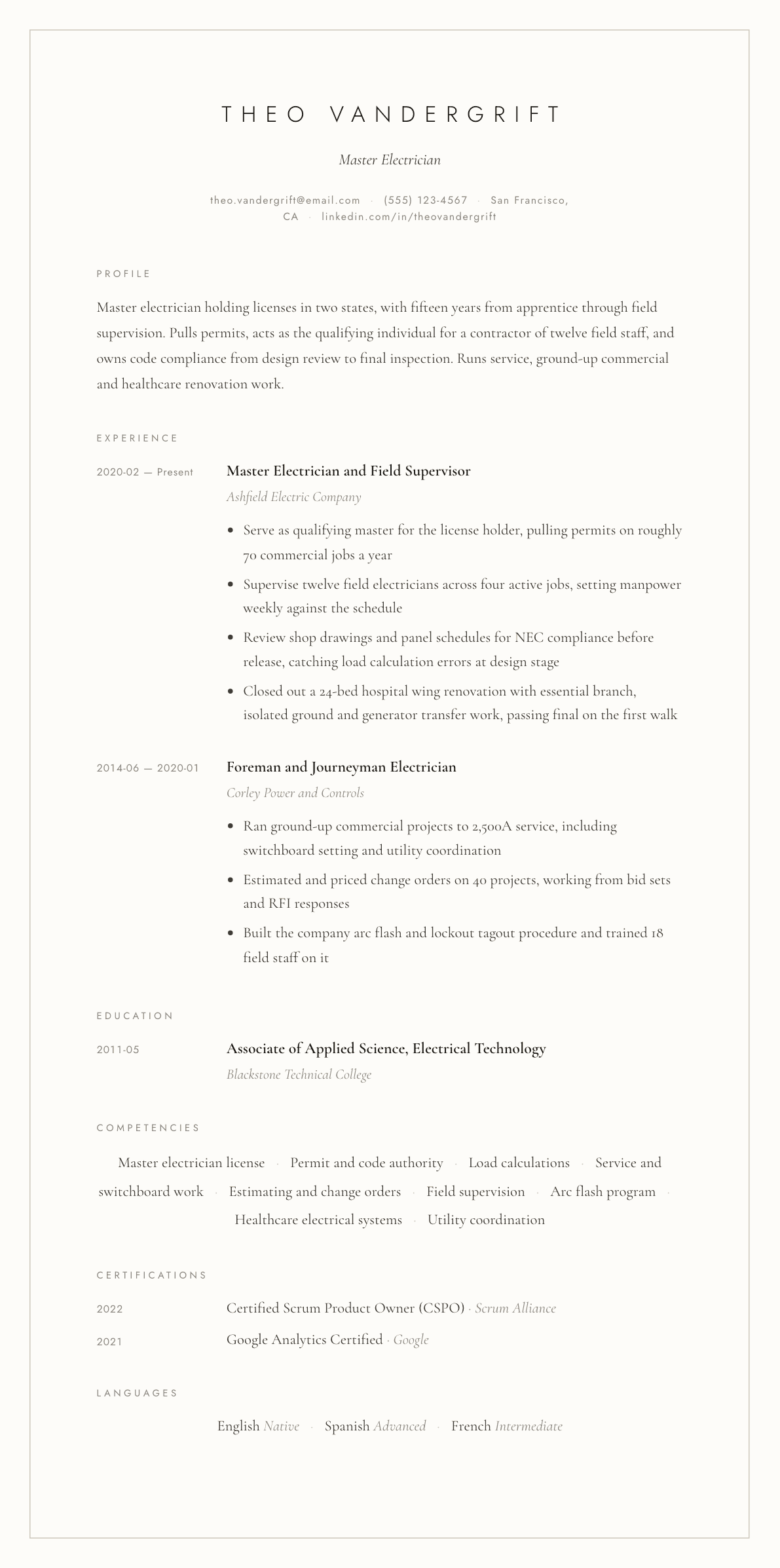 Master Electrician resume example, Vellum template