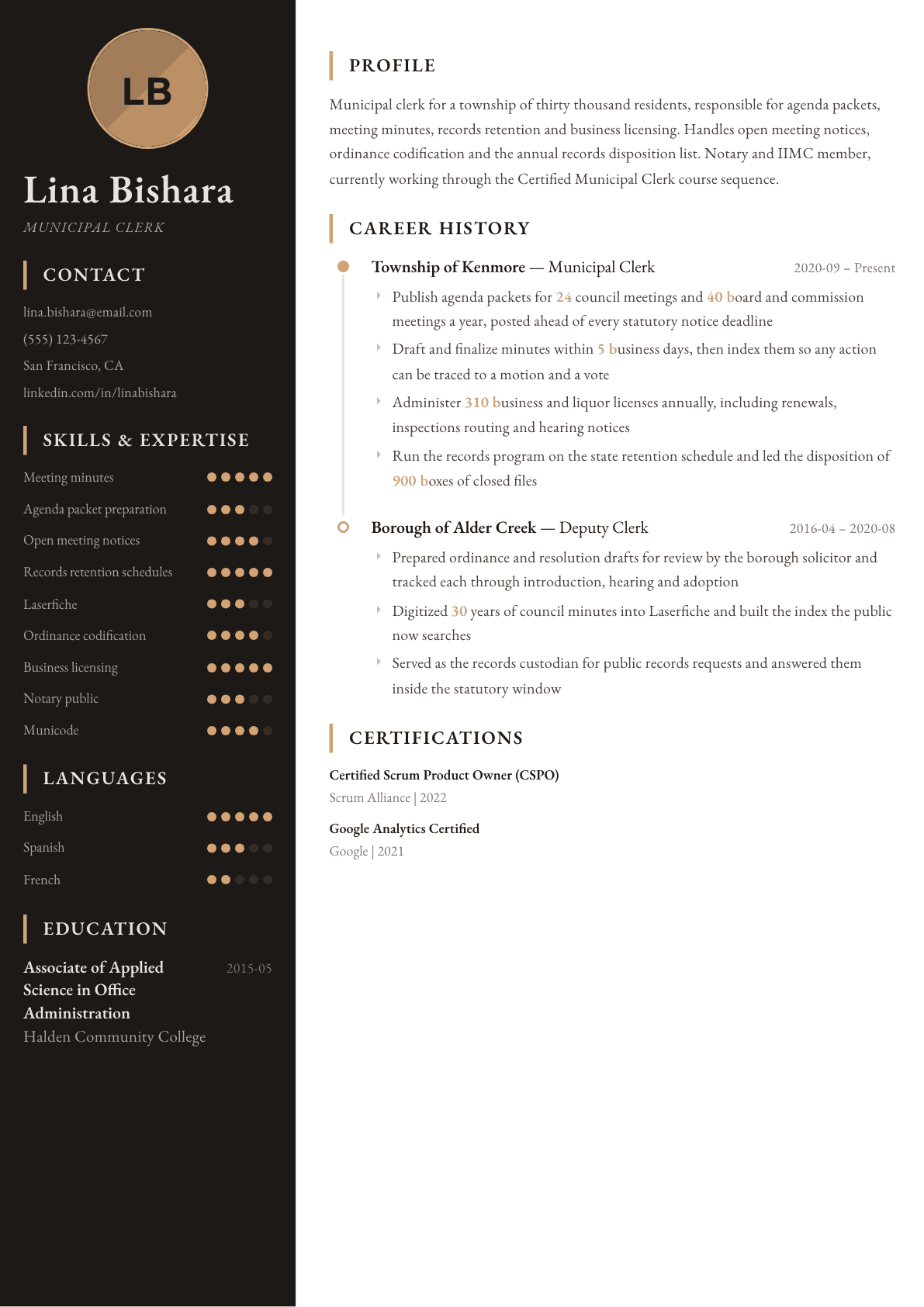 Municipal Clerk resume example, Heritage template