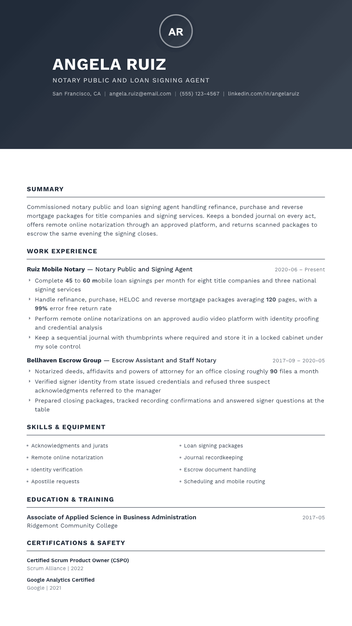 Notary Public resume example, Foundation template