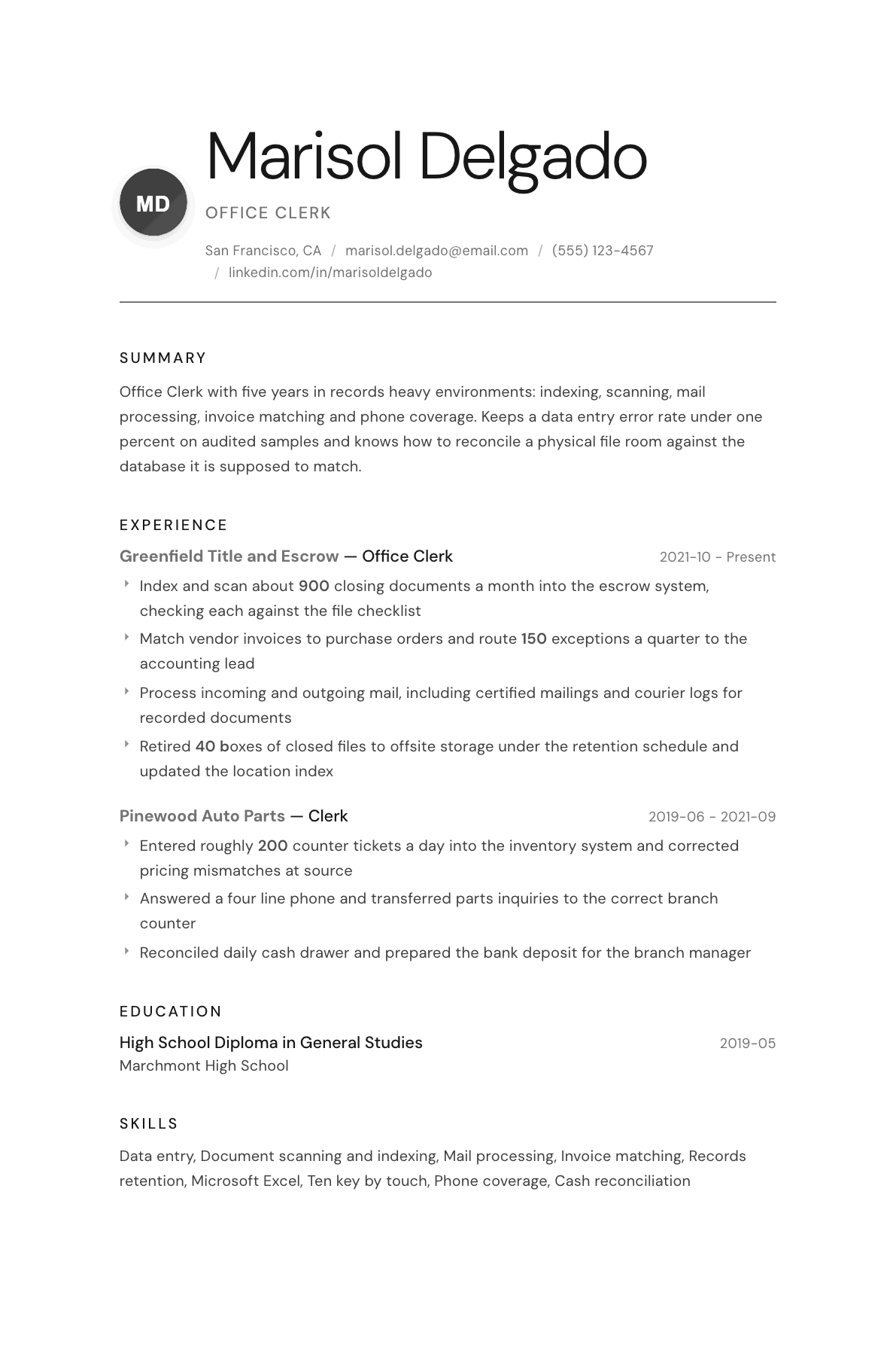 Office Clerk resume example, Whisper template