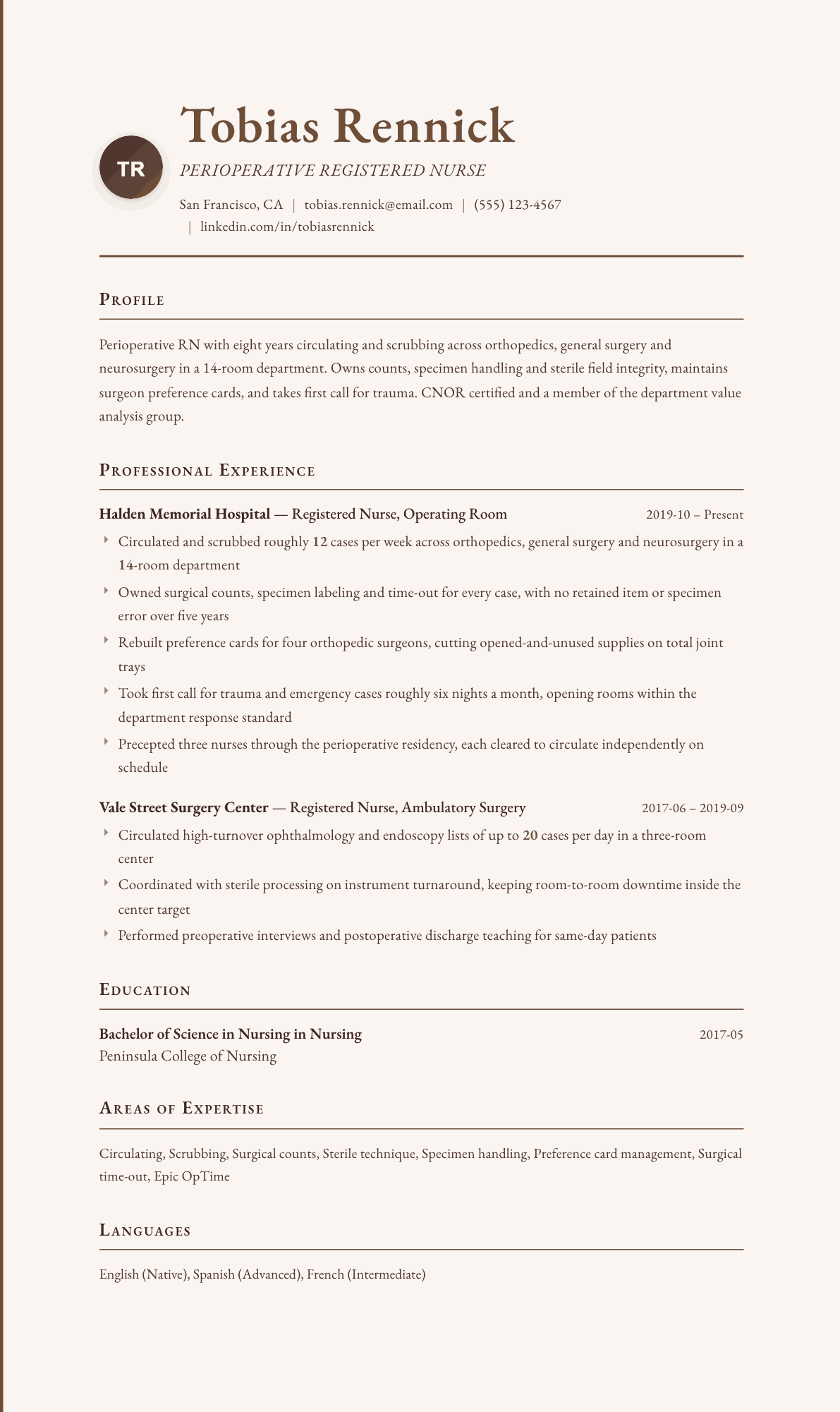 Operating Room Nurse resume example, Vintage template