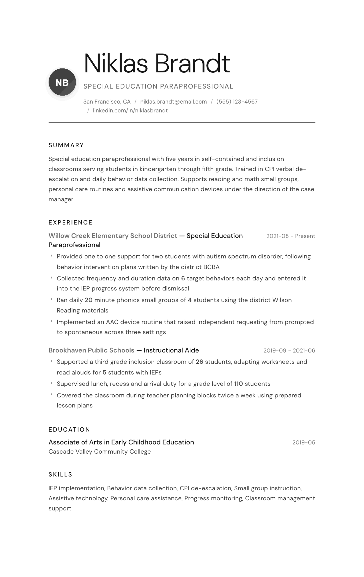 Paraprofessional resume example, Whisper template