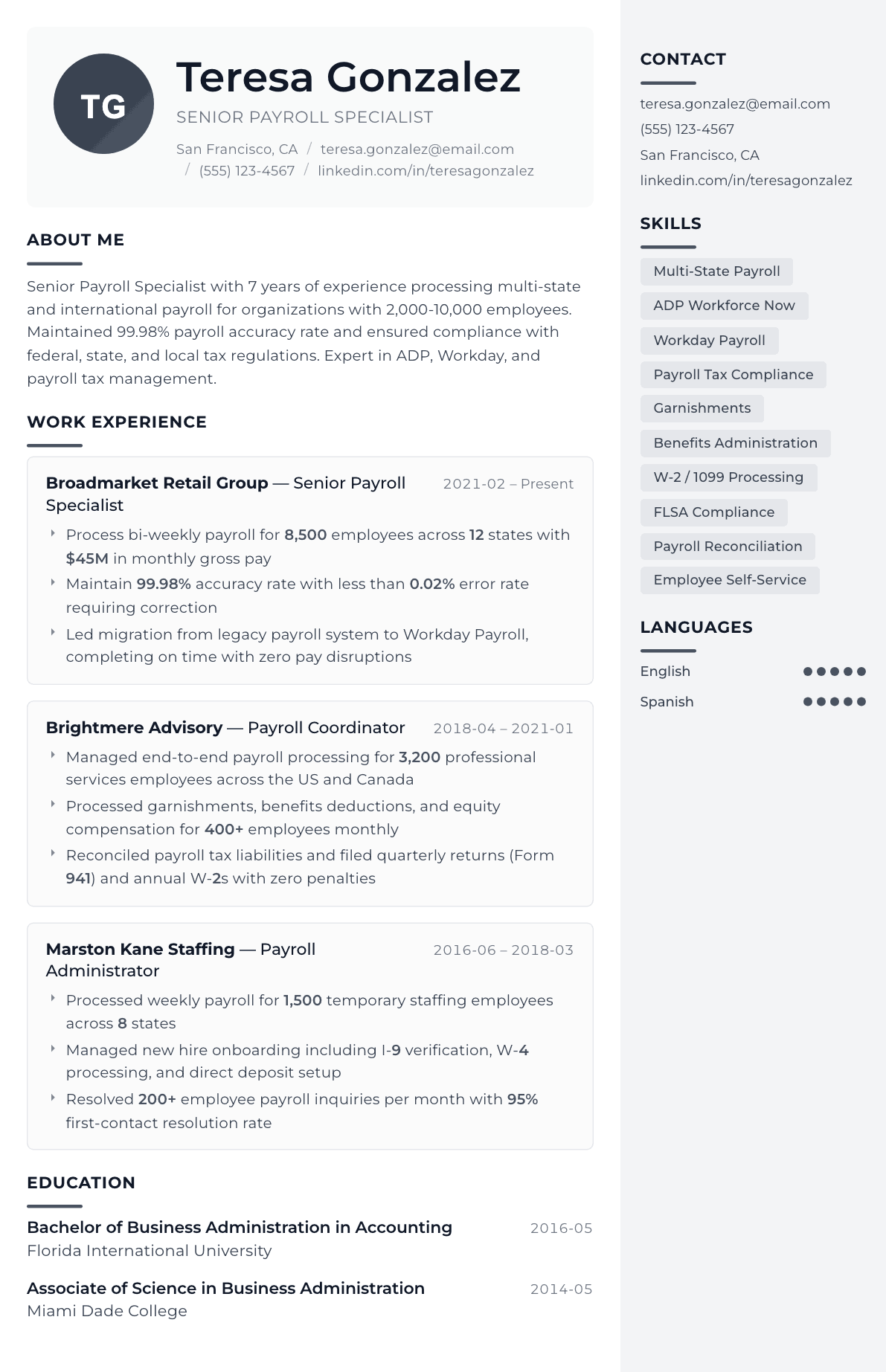 Payroll Specialist resume example, Metropolitan template