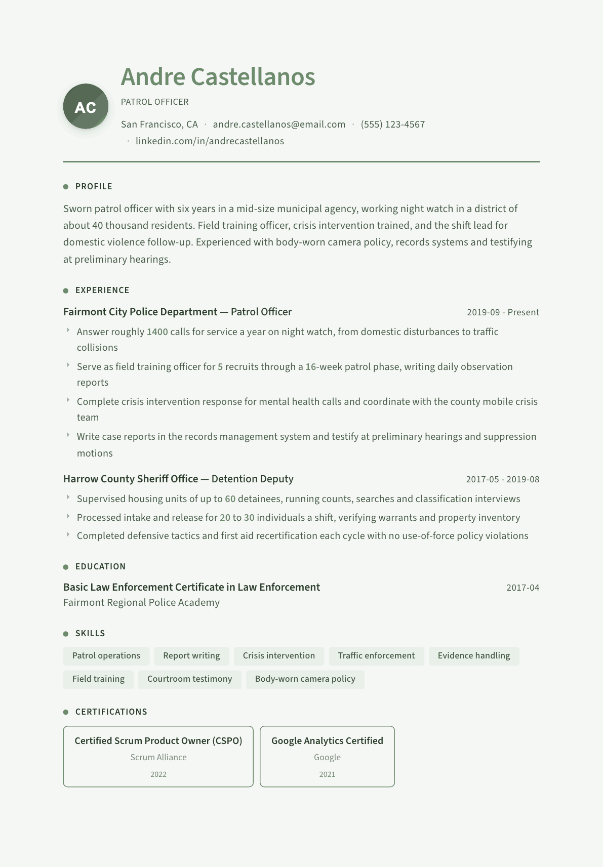 Police Officer resume example, Sage Garden template