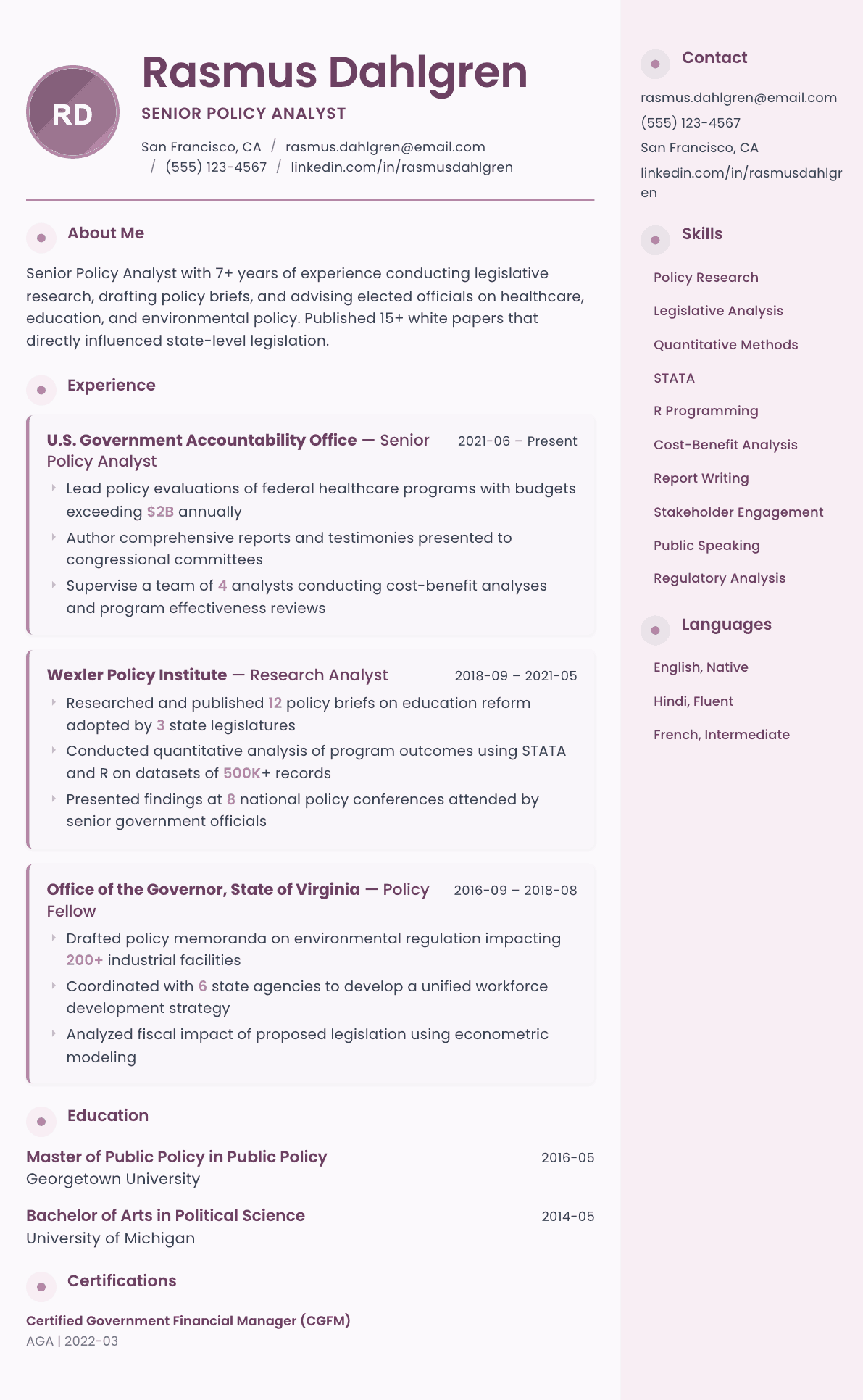 Policy Analyst resume example, Bloom template