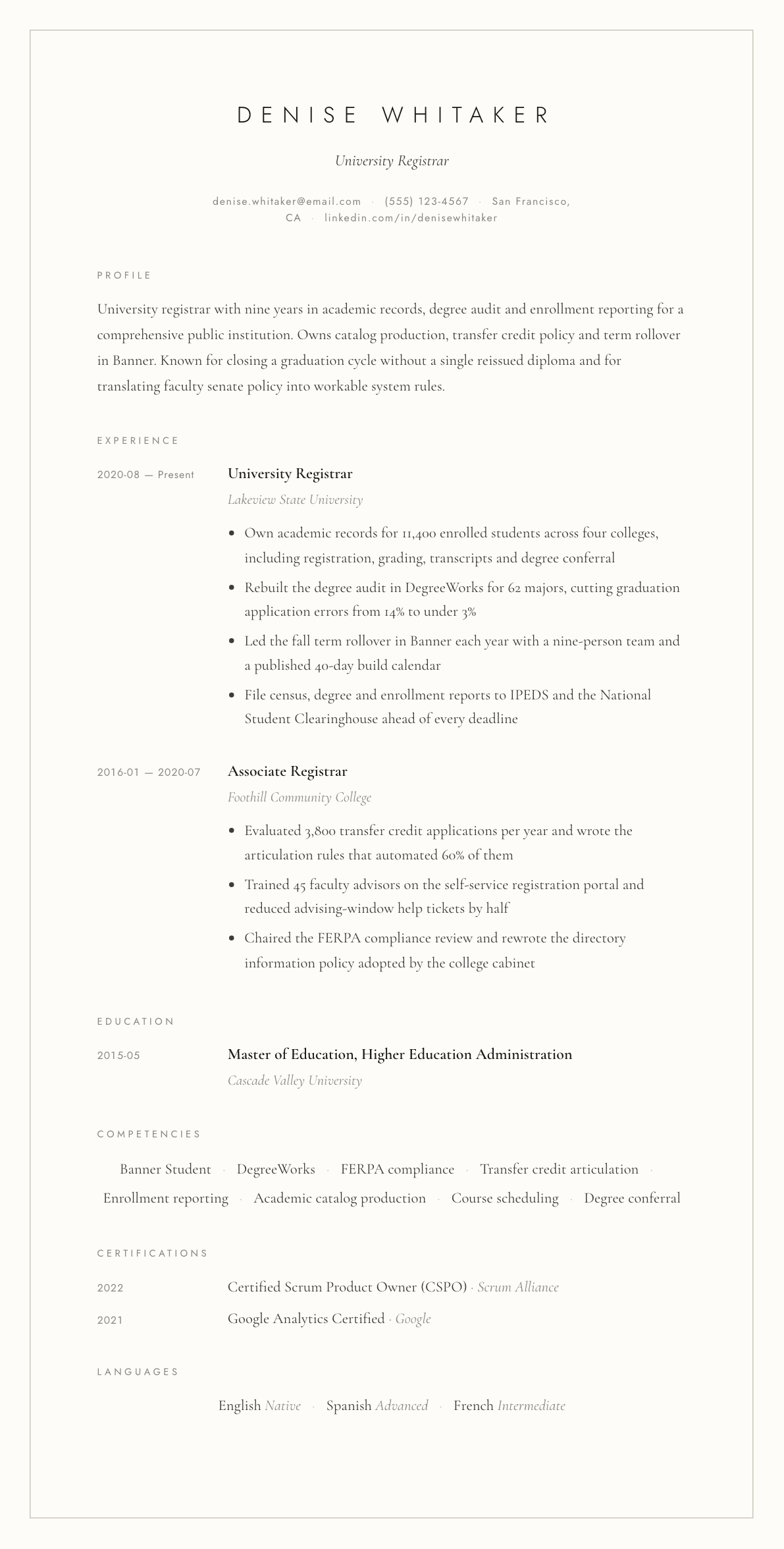 Registrar resume example, Vellum template