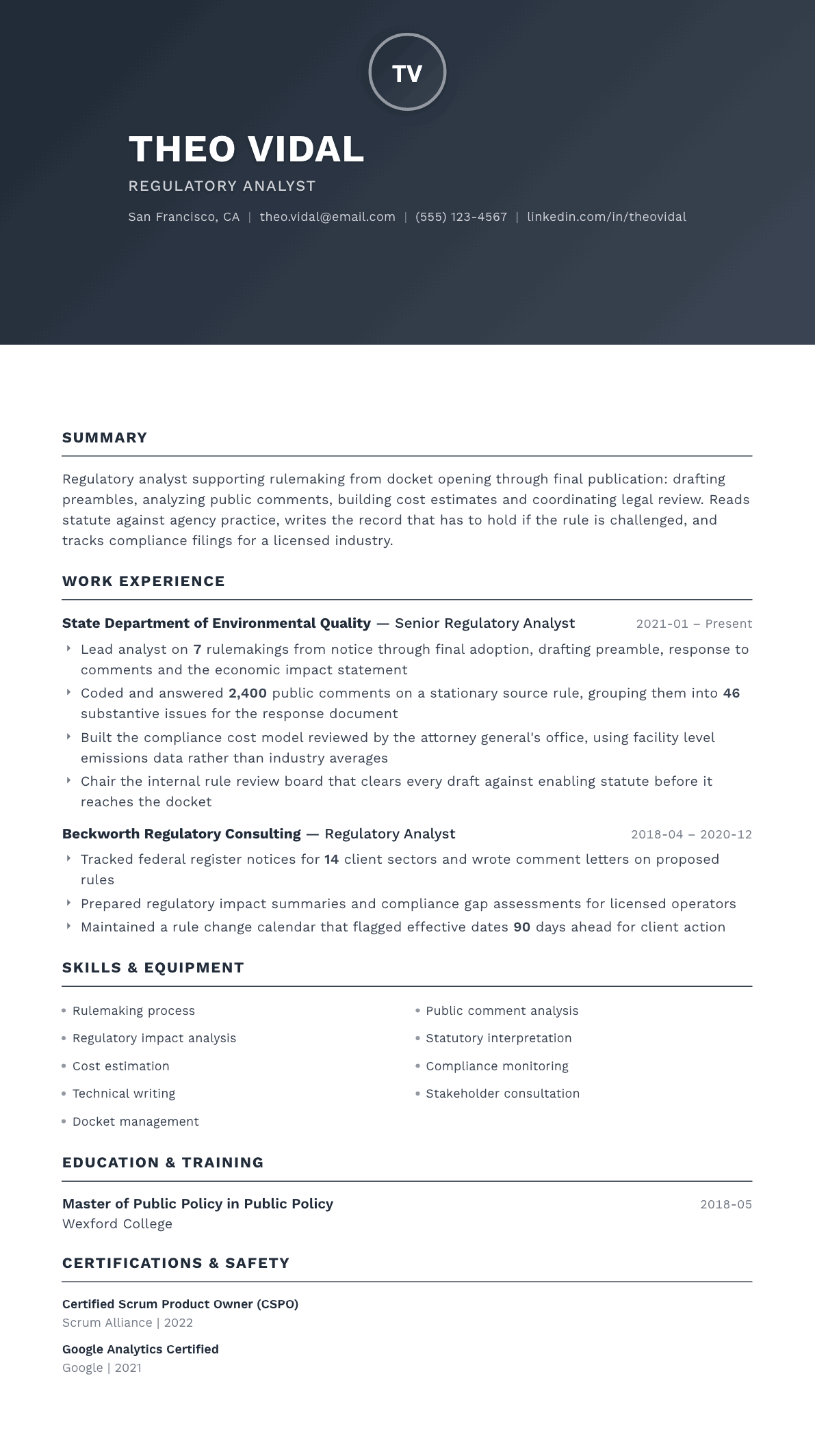 Regulatory Analyst resume example, Foundation template