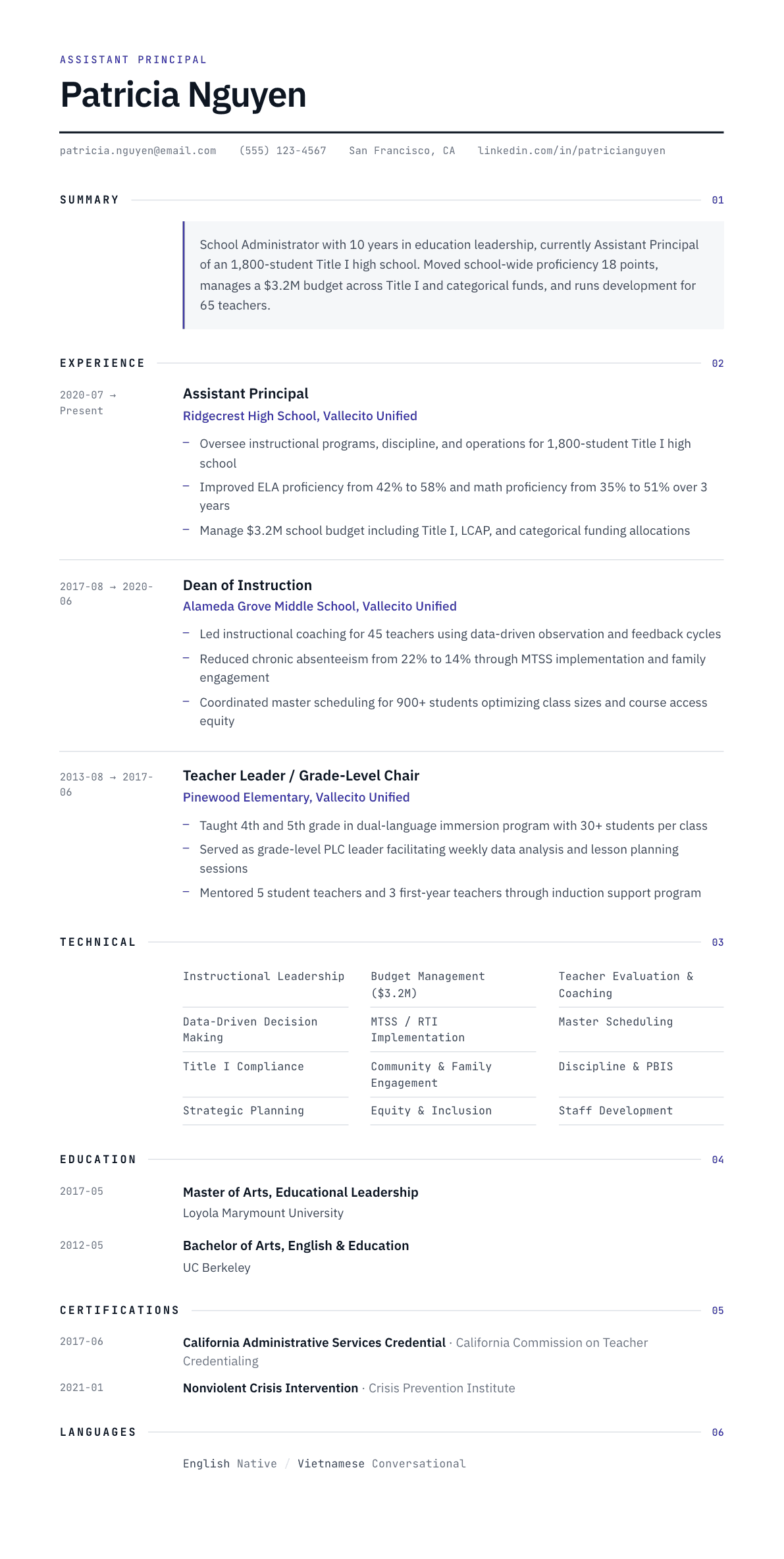 School Administrator resume example, Substrate template