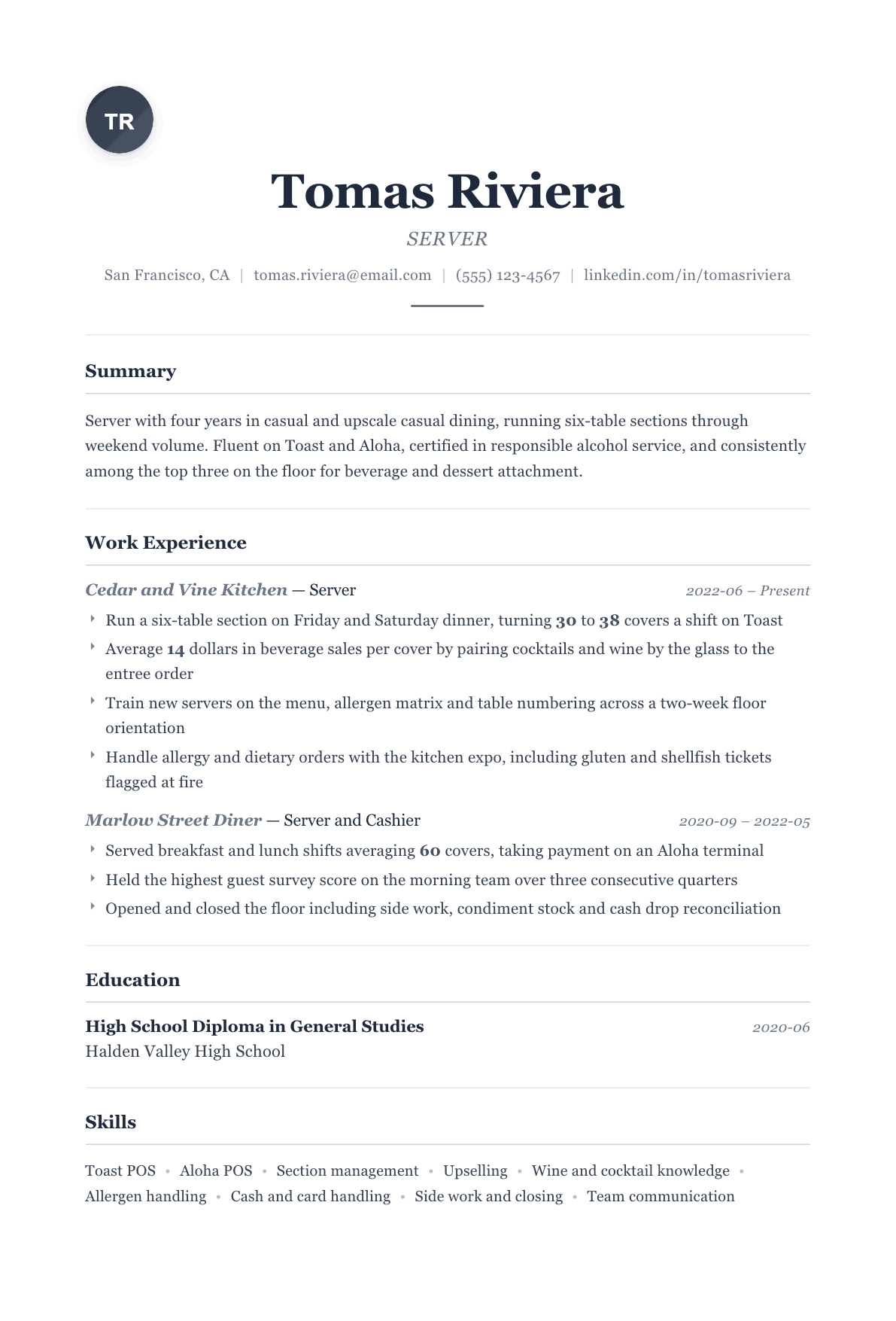 Server resume example, Classic template