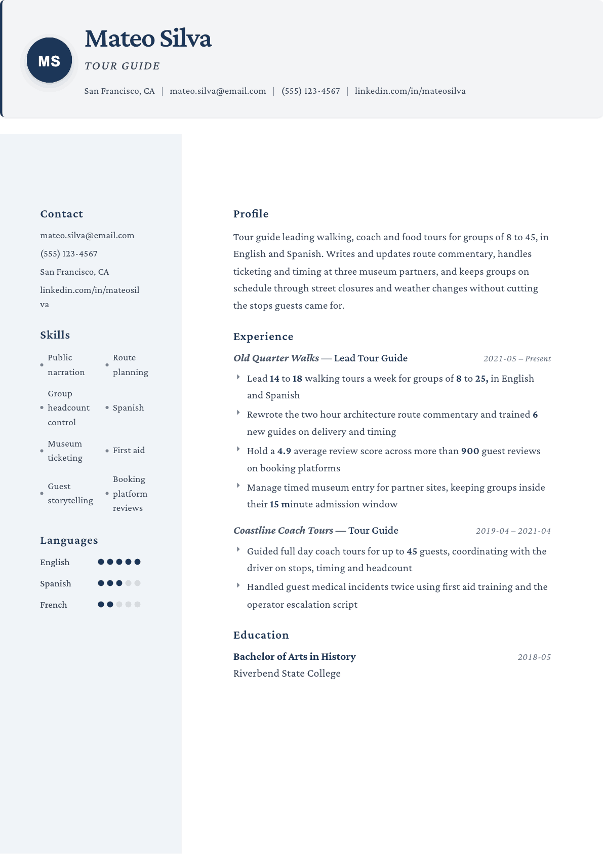 Tour Guide resume example, Formal template